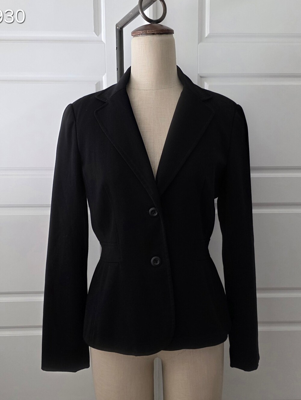 Black Tailored Women's Blazer